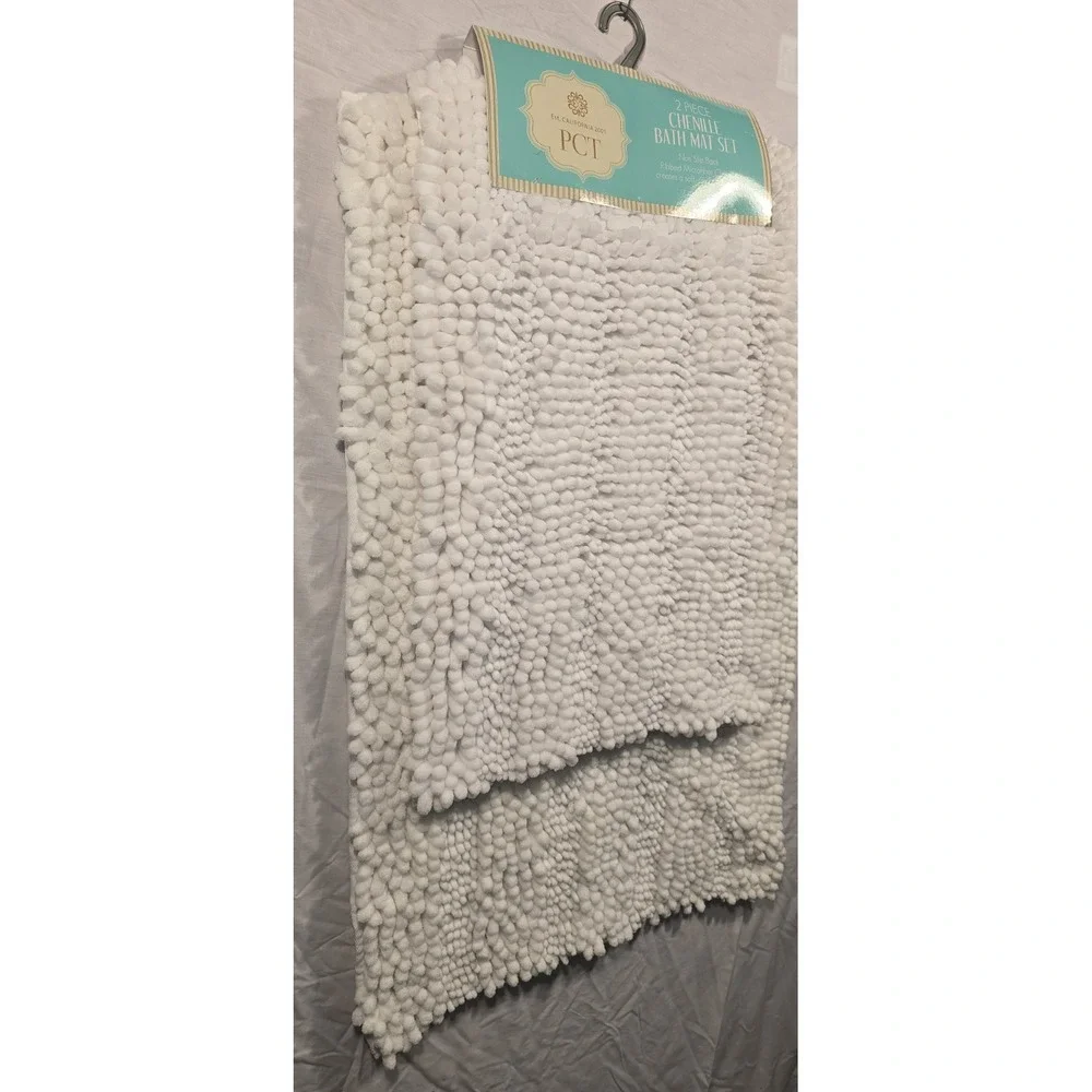 PCT Arietta Collection set of two snow white 100% polyester chenille bath mats